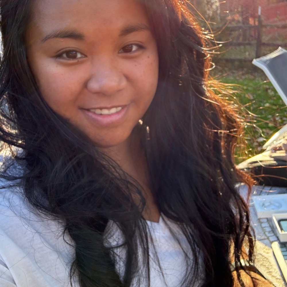 Meet your Posher, Alyssa